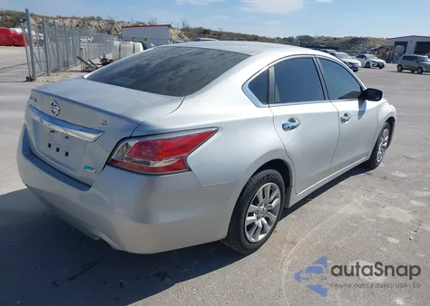 2014 Nissan Altima 2.5/2.5 S/2.5 Sl/2.5 Sv z USA, uszkodzony, nr VIN 1N4AL3AP2EN375638